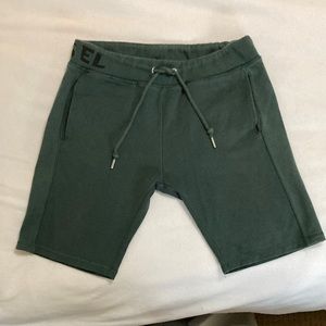 XL Diesel “Tajo” jersey shorts.